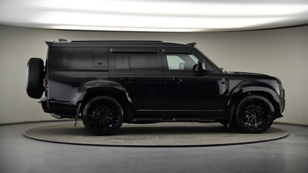 More views of Land Rover Defender 130
