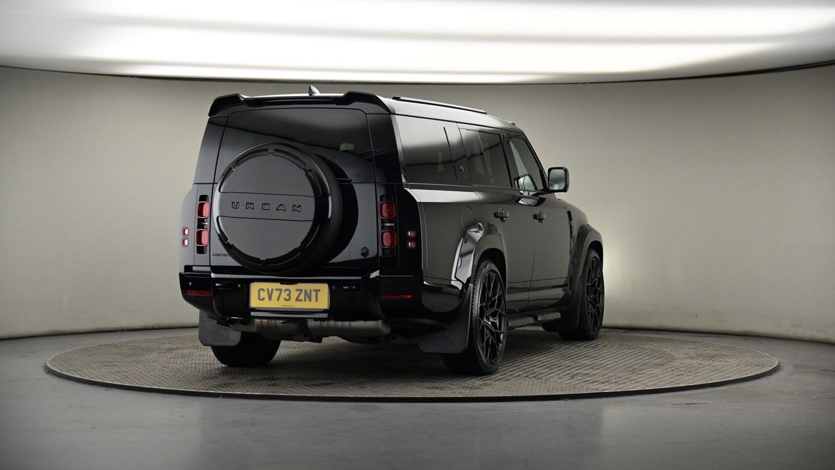 More views of Land Rover Defender 130