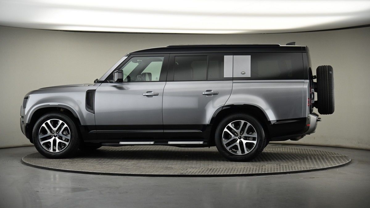 More views of Land Rover Defender 130