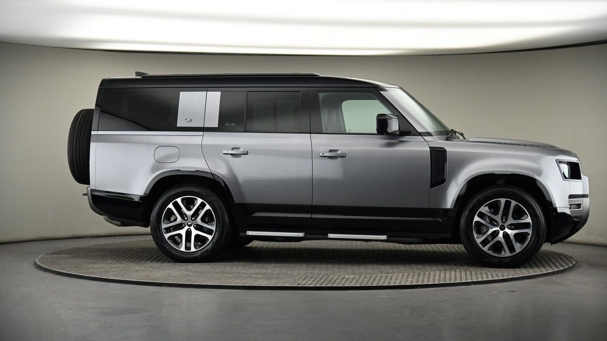 More views of Land Rover Defender 130
