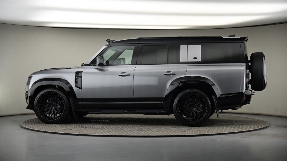 More views of Land Rover Defender 130