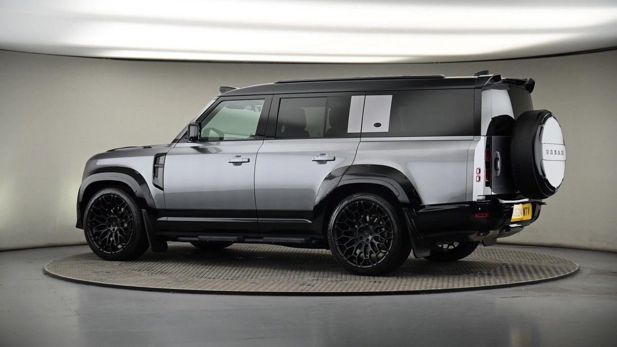 More views of Land Rover Defender 130