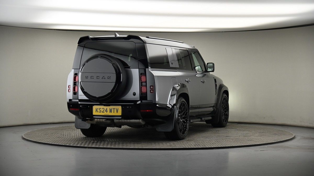 More views of Land Rover Defender 130
