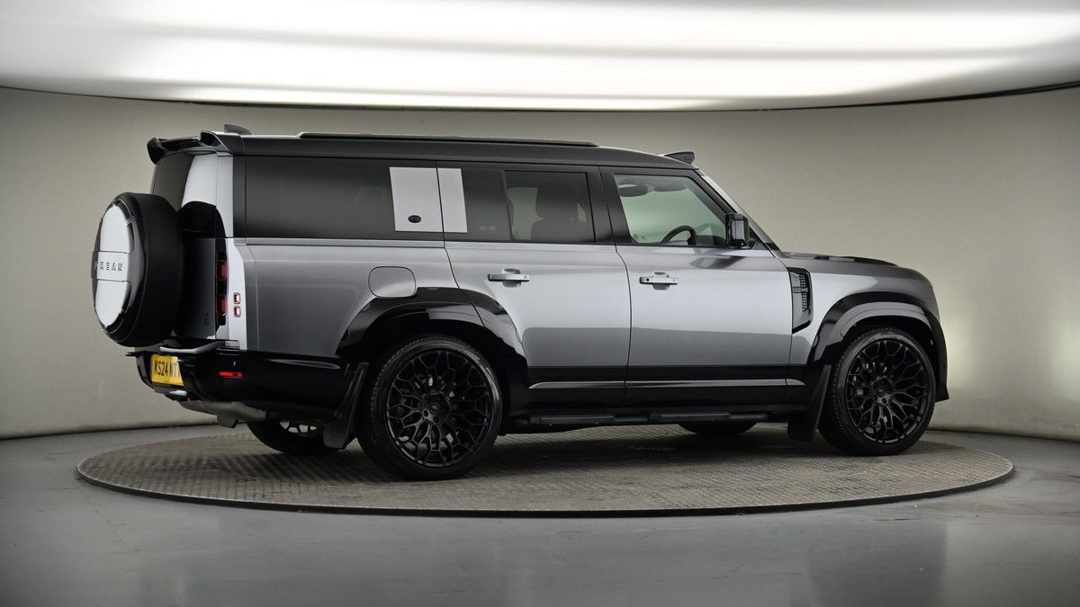 More views of Land Rover Defender 130