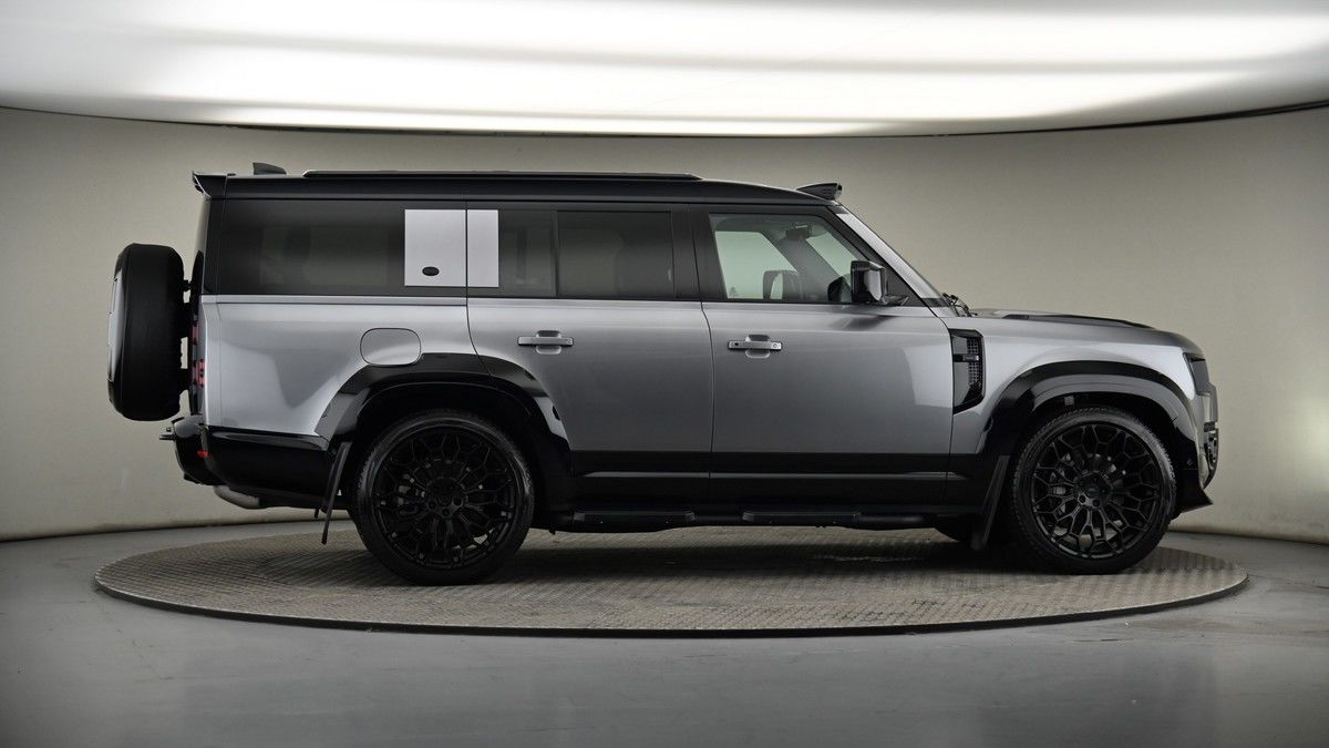 More views of Land Rover Defender 130