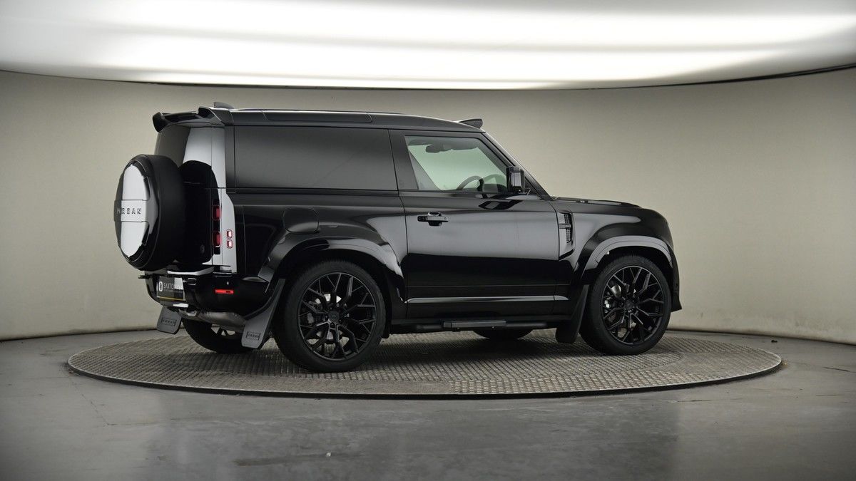 More views of Land Rover Defender 90
