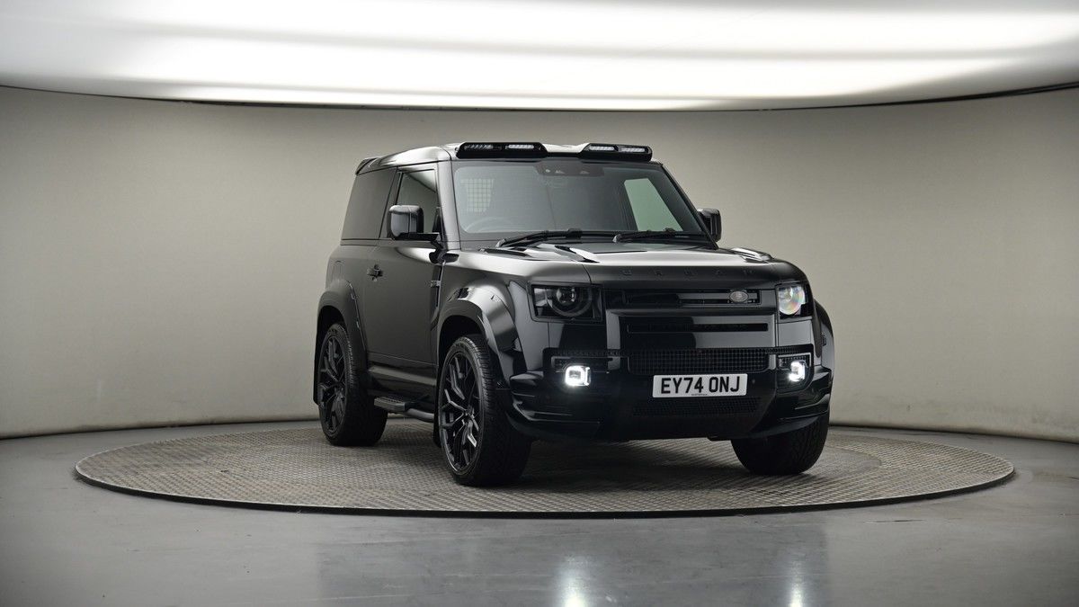More views of Land Rover Defender 90