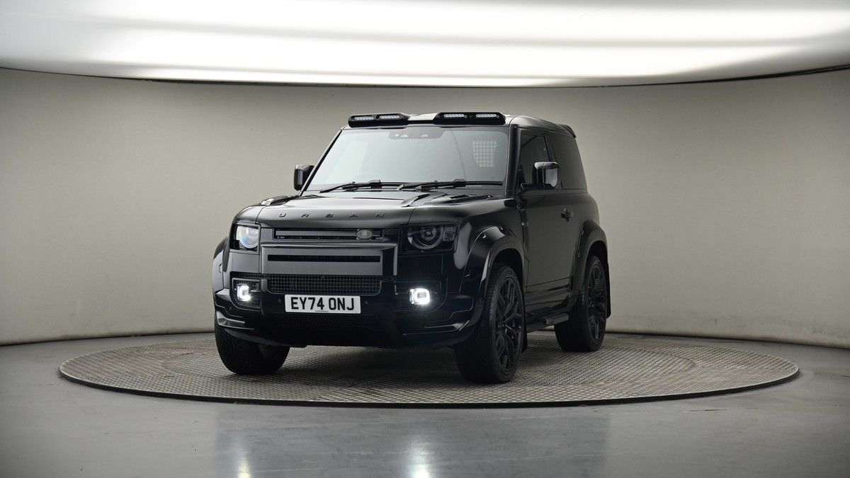 More views of Land Rover Defender 90