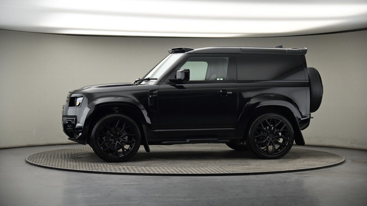 More views of Land Rover Defender 90