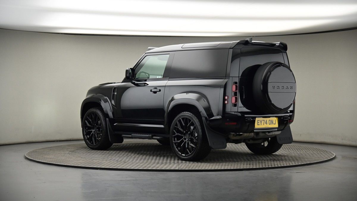 More views of Land Rover Defender 90