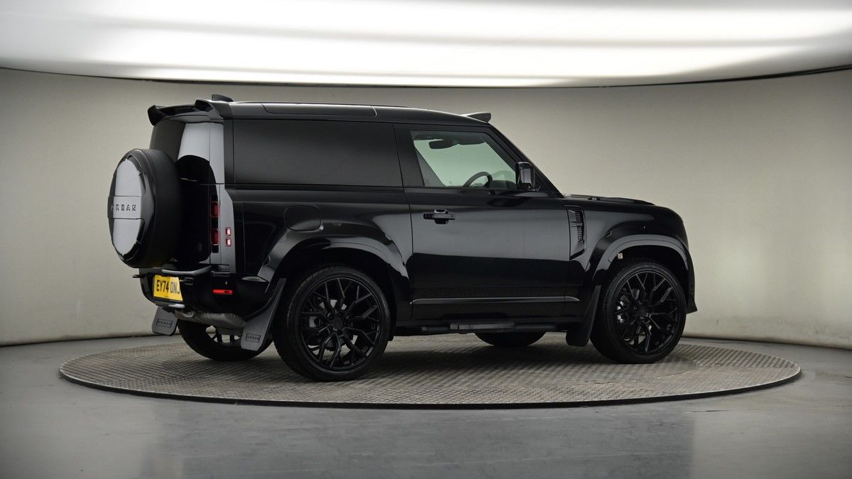 More views of Land Rover Defender 90