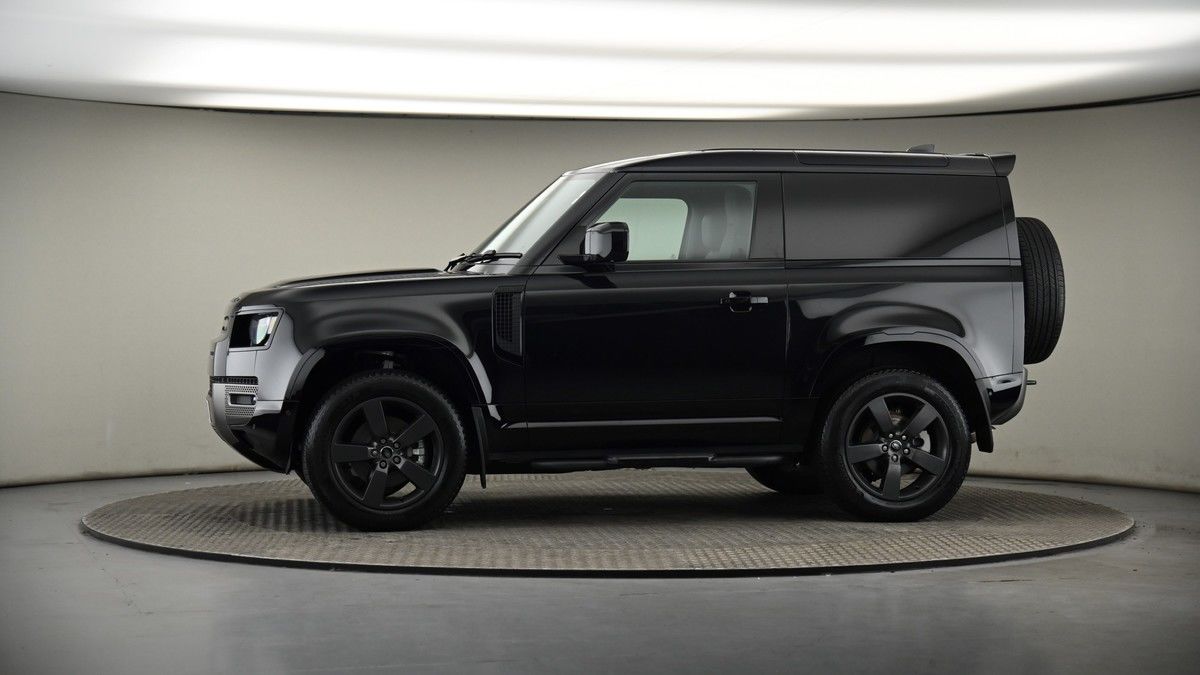 More views of Land Rover Defender 90