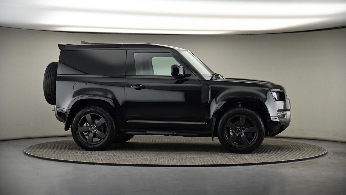 More views of Land Rover Defender 90