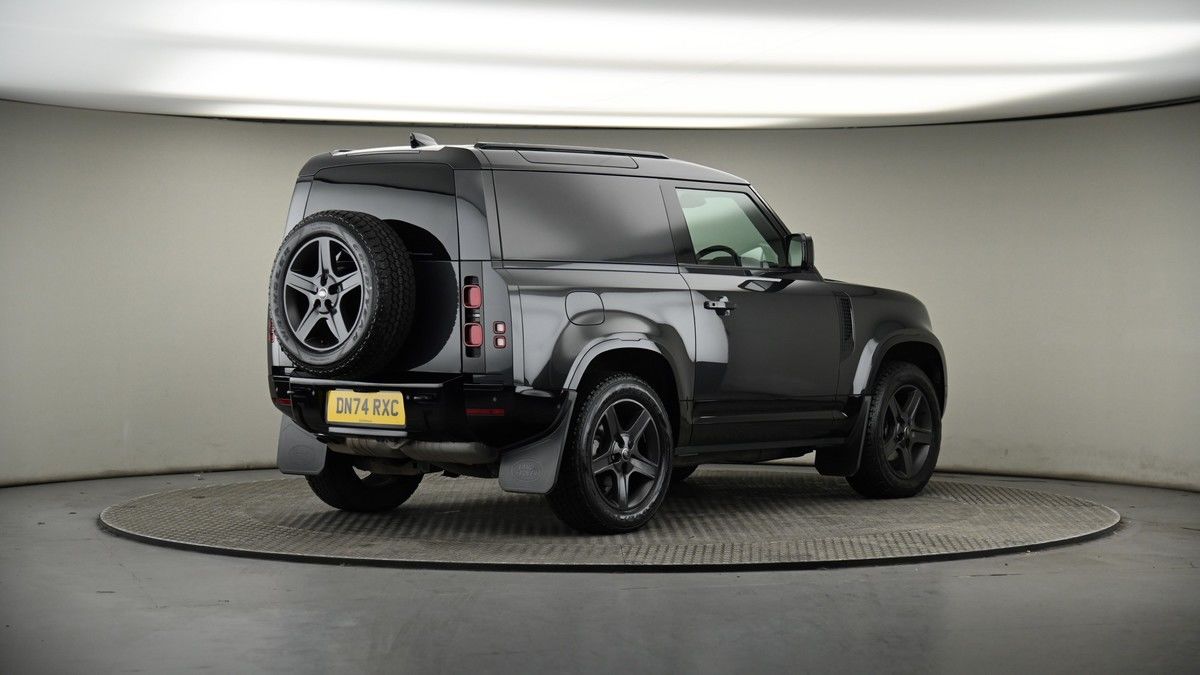 Land Rover Defender 90 Image 4