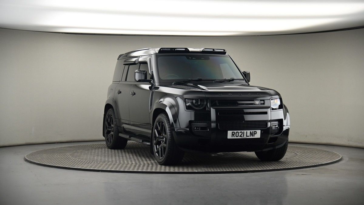 More views of Land Rover Defender 110