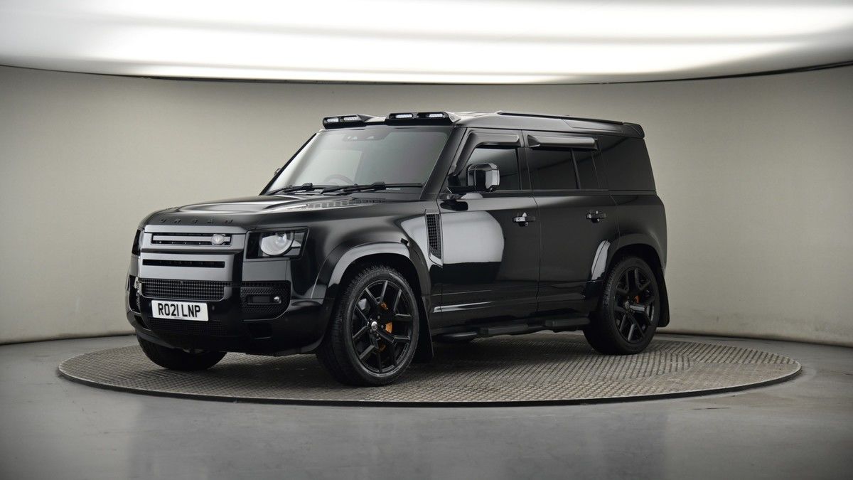 More views of Land Rover Defender 110