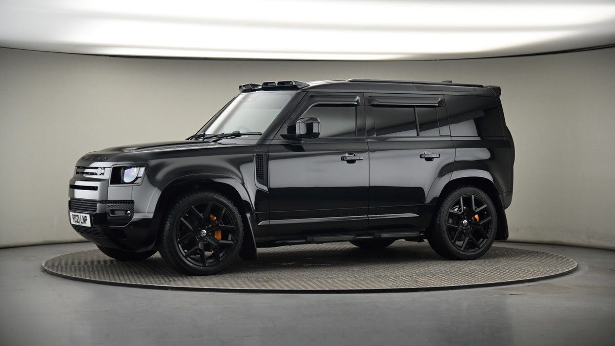 More views of Land Rover Defender 110
