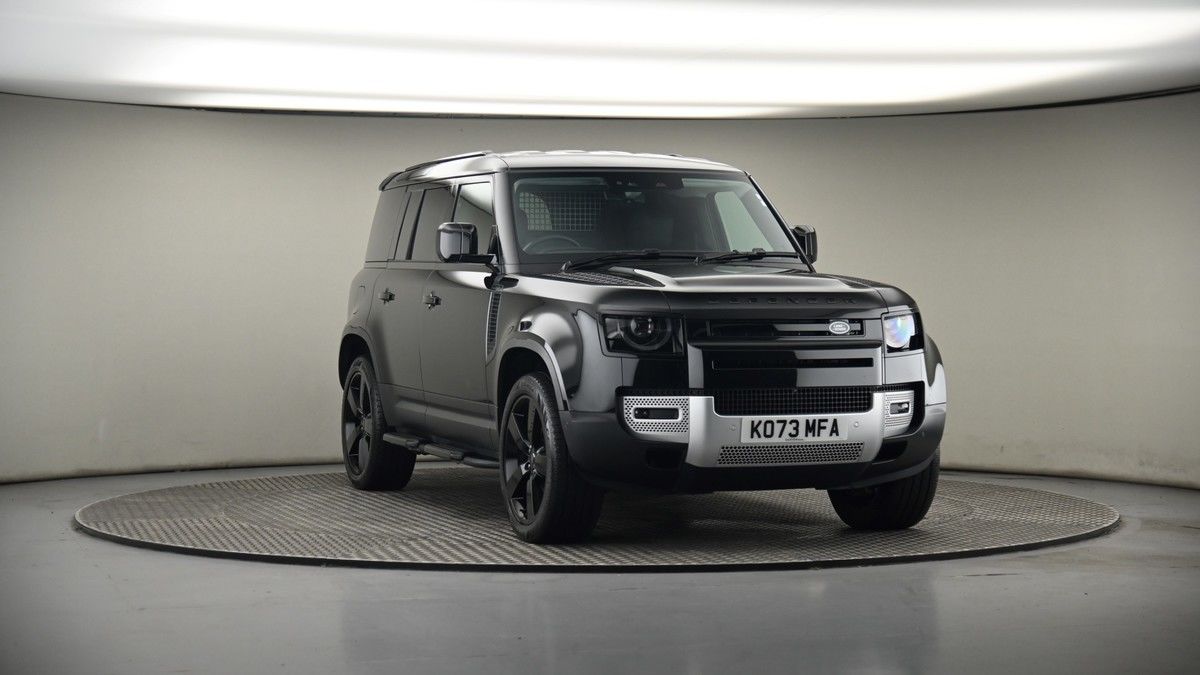 More views of Land Rover Defender 110