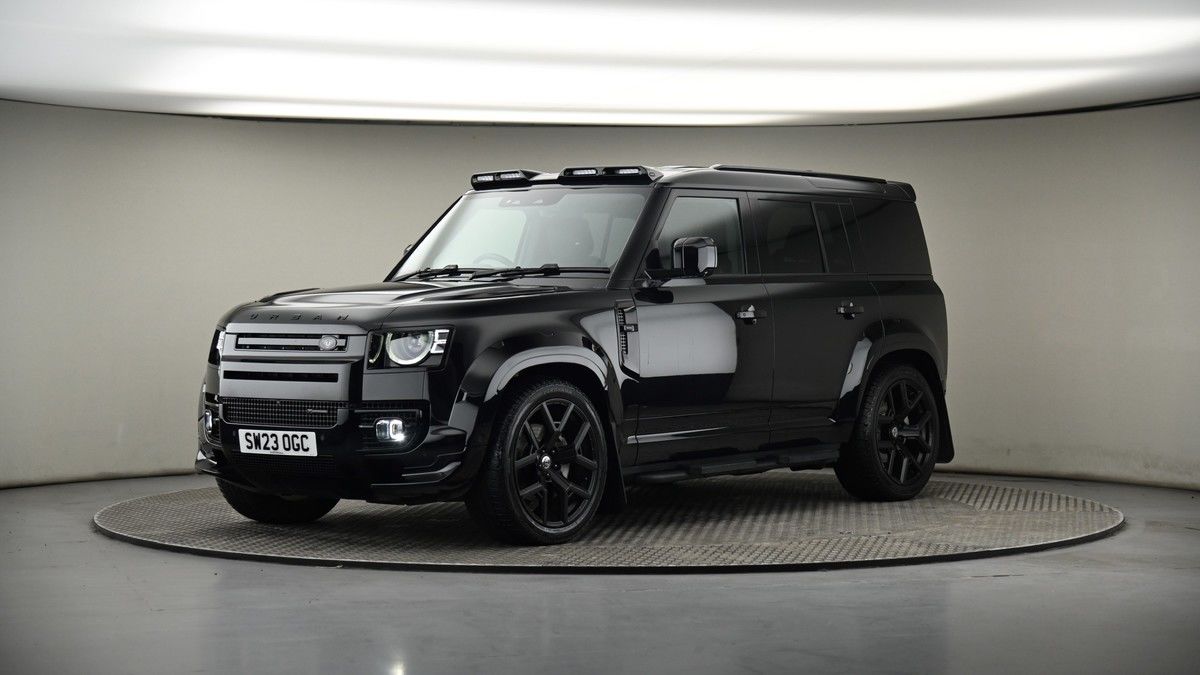 More views of Land Rover Defender 110