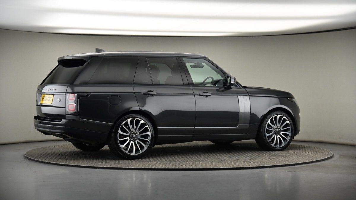 More views of Land Rover Range Rover