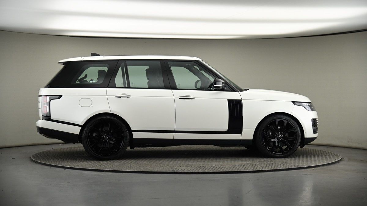 More views of Land Rover Range Rover
