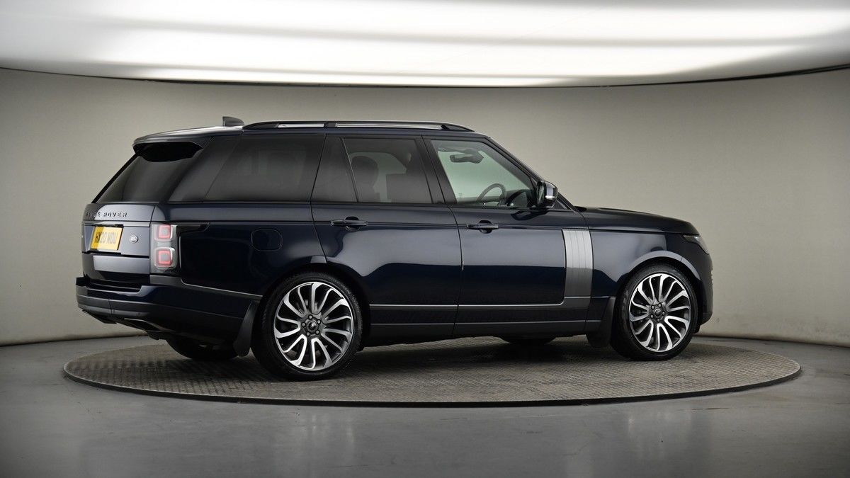 More views of Land Rover Range Rover