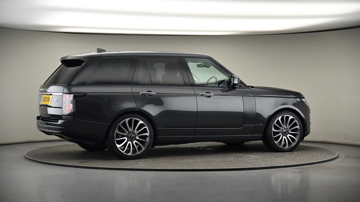 More views of Land Rover Range Rover