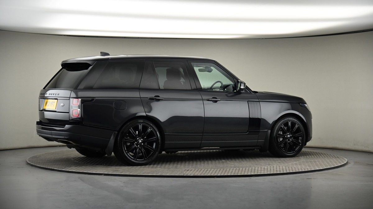 More views of Land Rover Range Rover