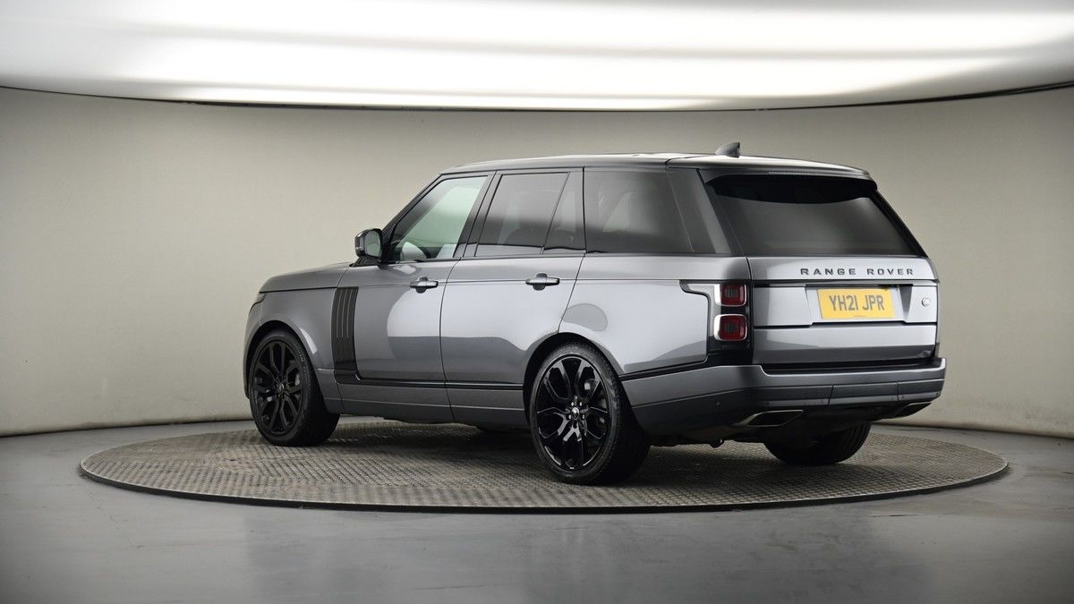 More views of Land Rover Range Rover