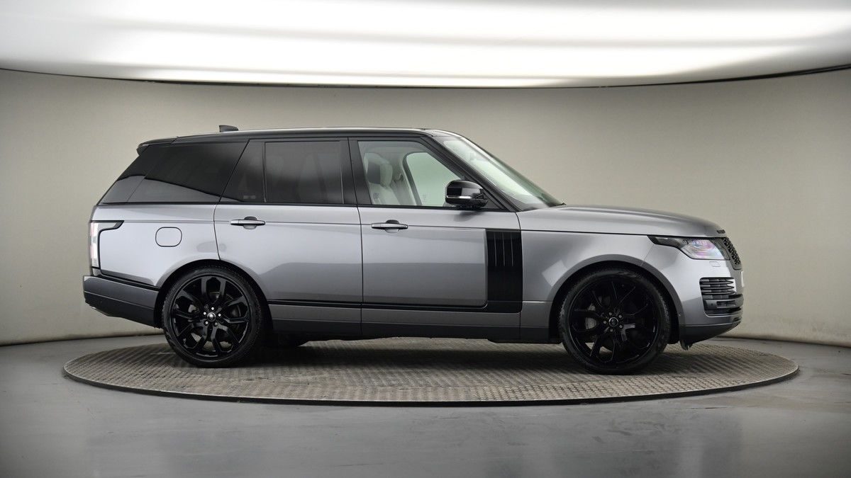 More views of Land Rover Range Rover