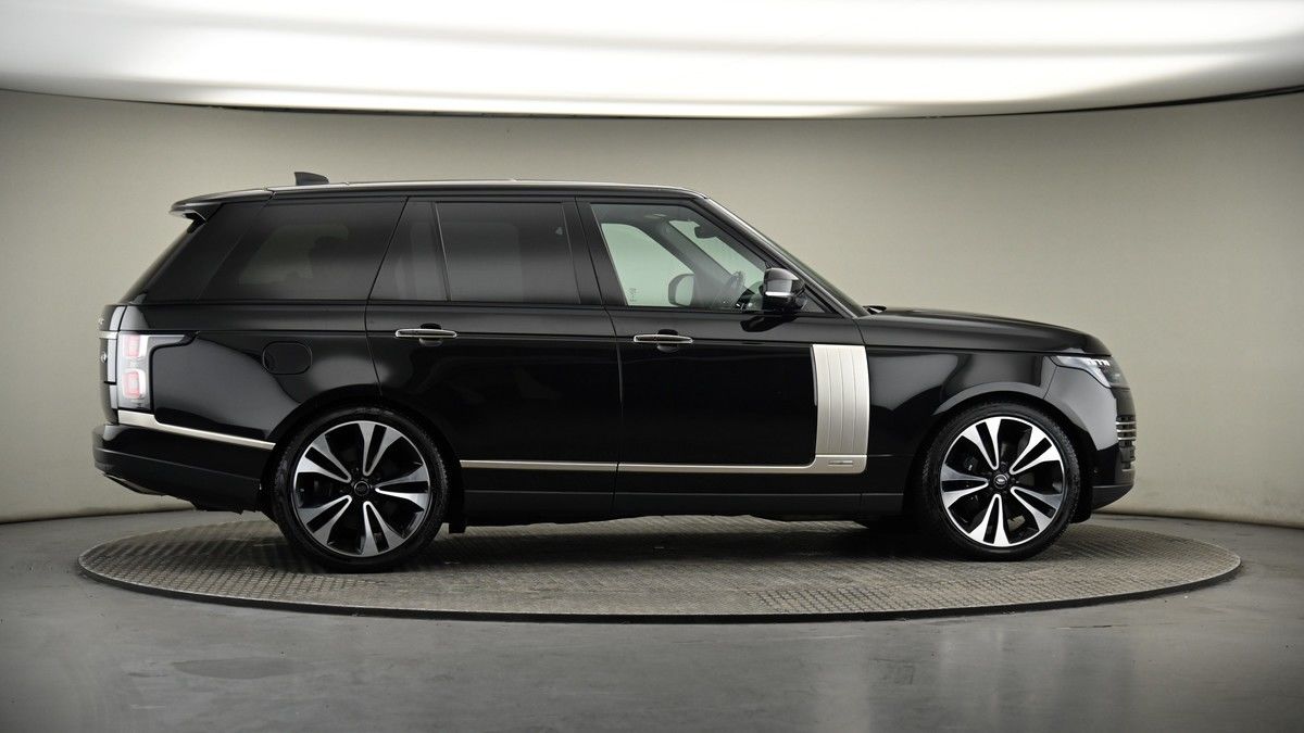 More views of Land Rover Range Rover