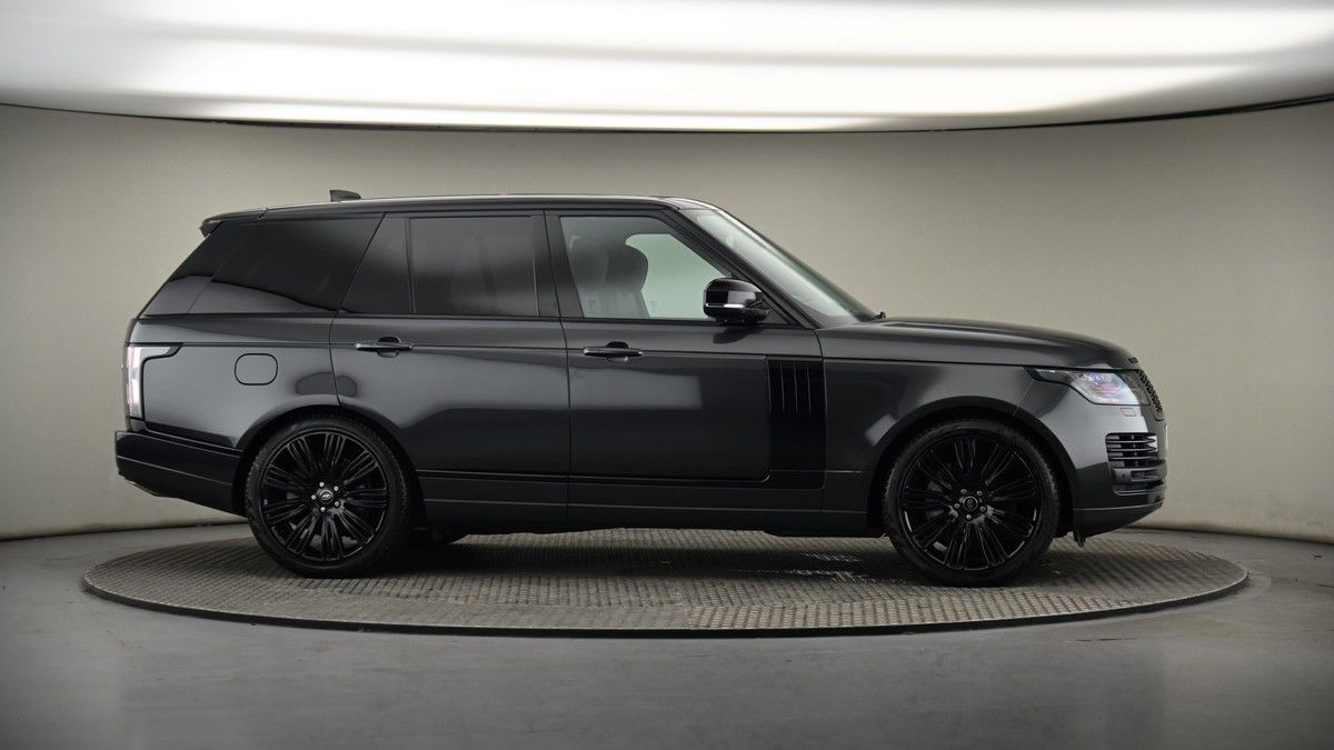 More views of Land Rover Range Rover