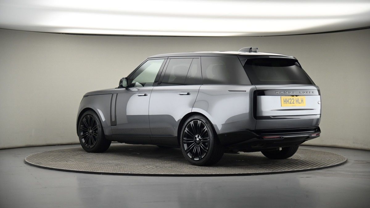 More views of Land Rover Range Rover