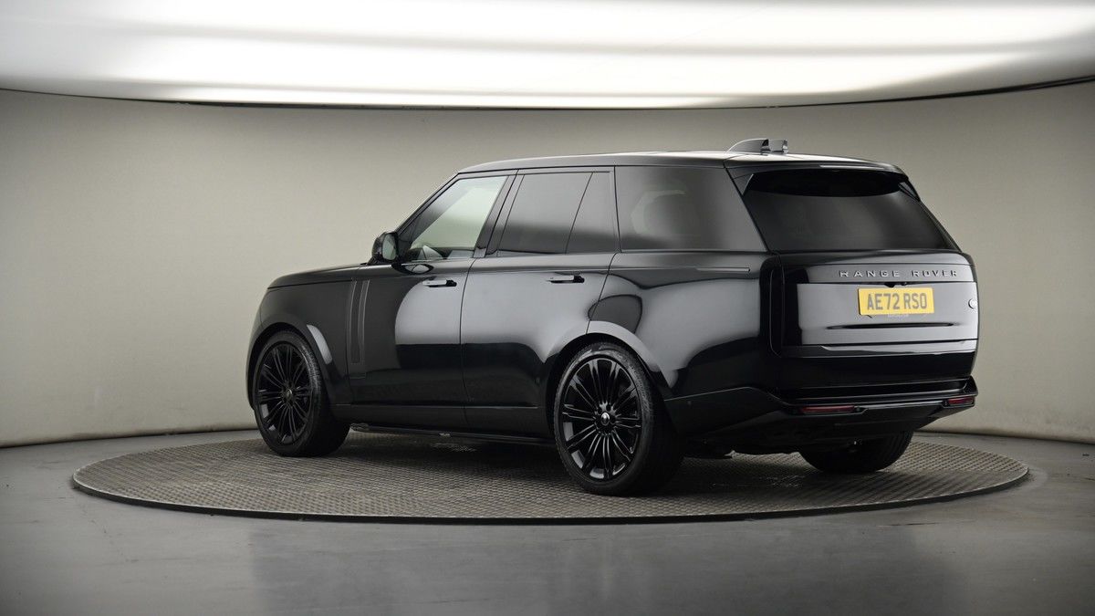 More views of Land Rover Range Rover