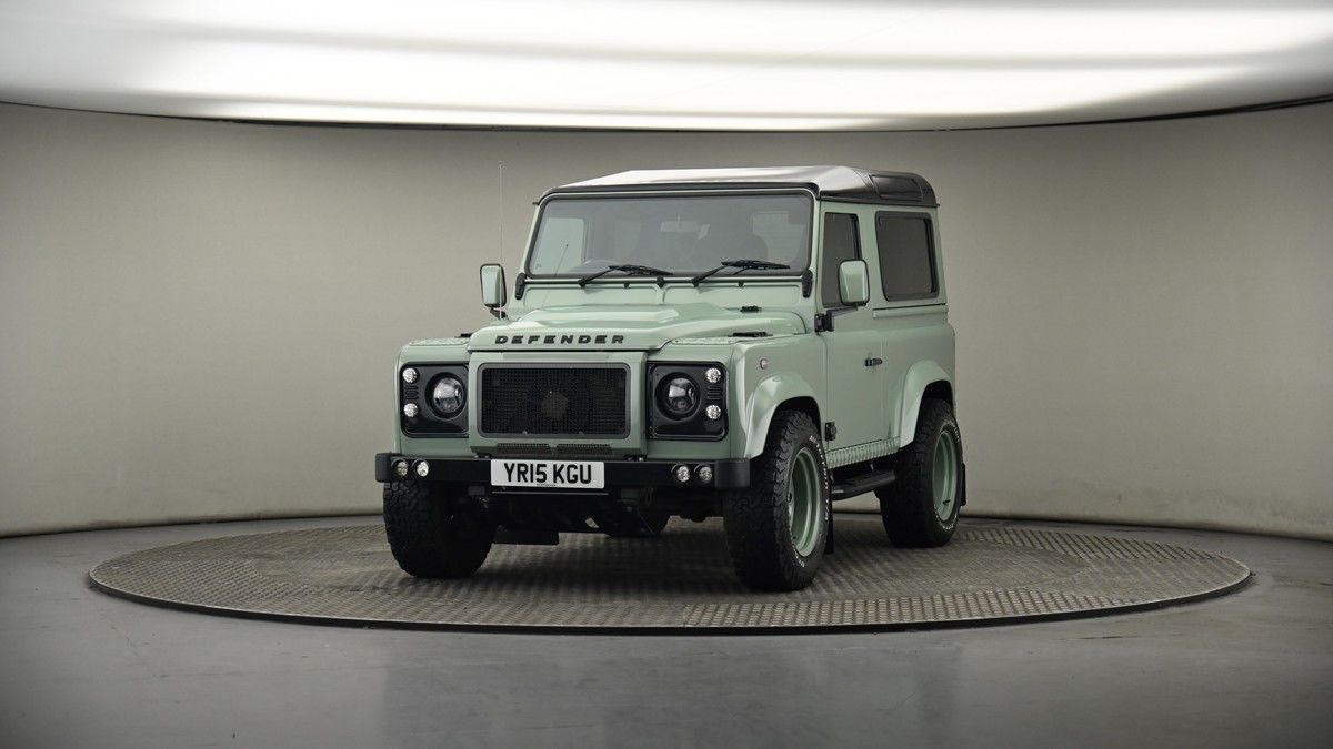 More views of Land Rover Defender 90