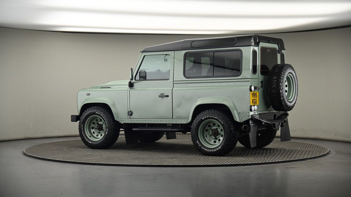 More views of Land Rover Defender 90