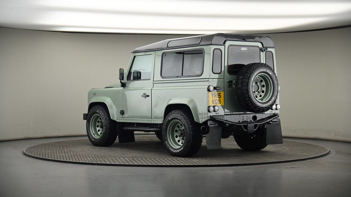 More views of Land Rover Defender 90