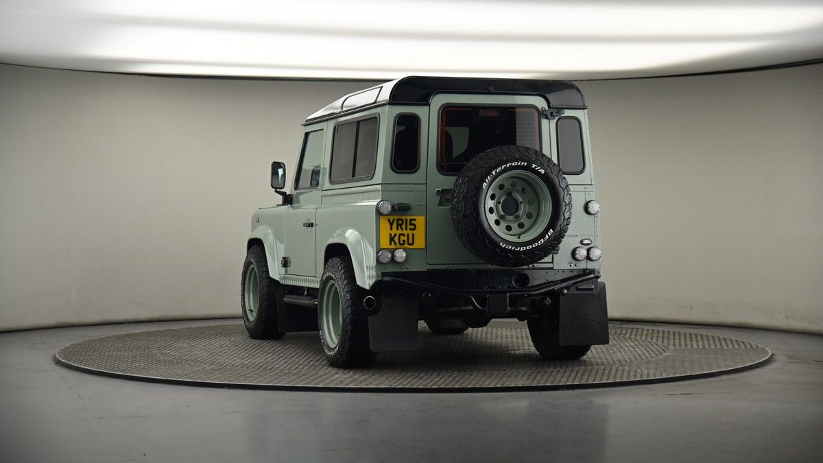 More views of Land Rover Defender 90