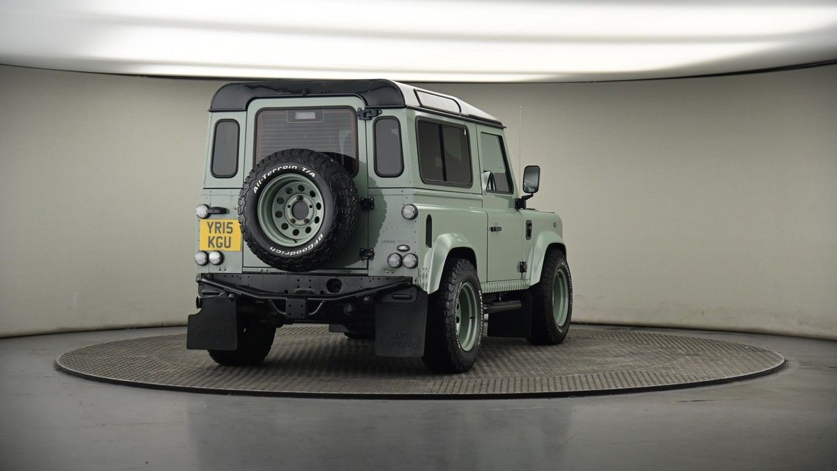 More views of Land Rover Defender 90