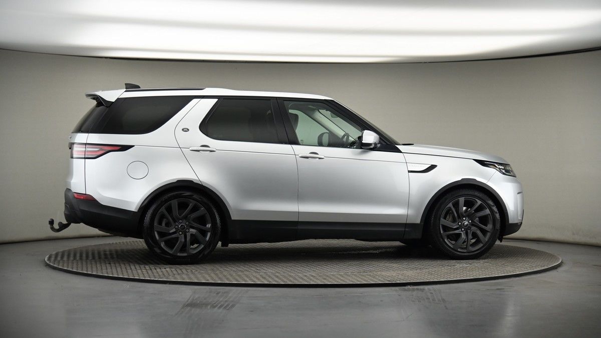 More views of Land Rover Discovery