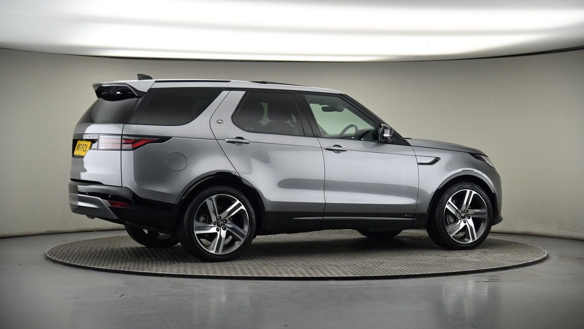 More views of Land Rover Discovery
