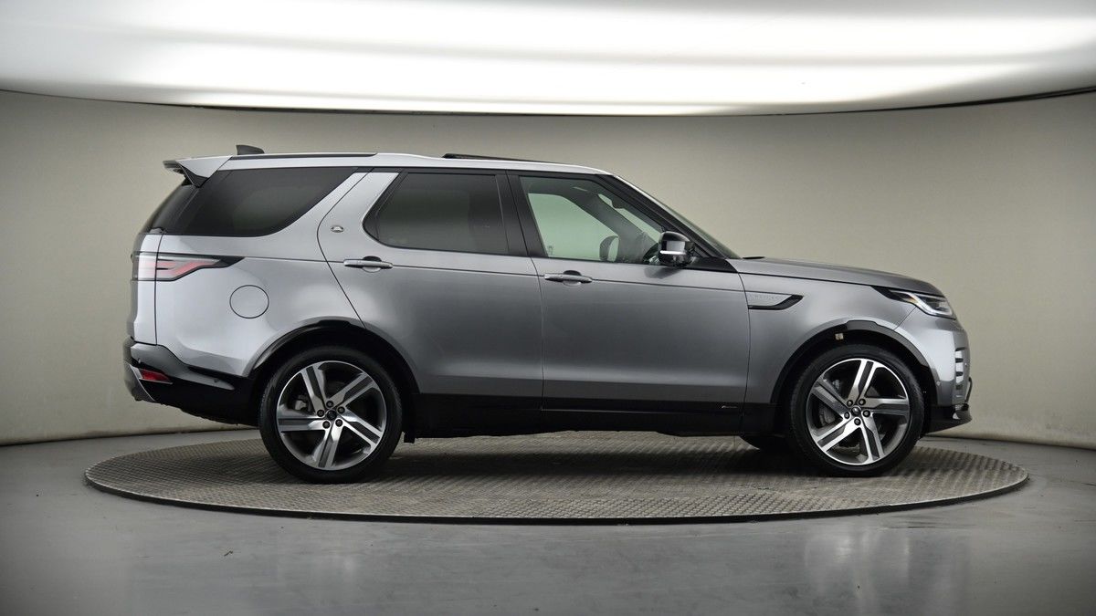More views of Land Rover Discovery