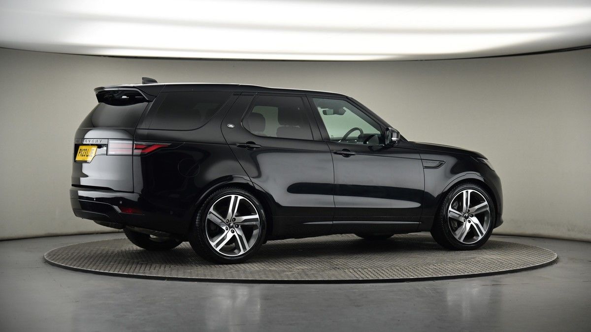 More views of Land Rover Discovery