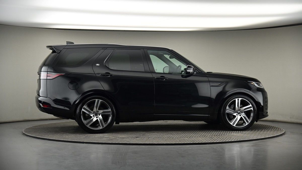 More views of Land Rover Discovery