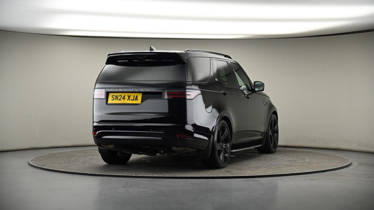 More views of Land Rover Discovery