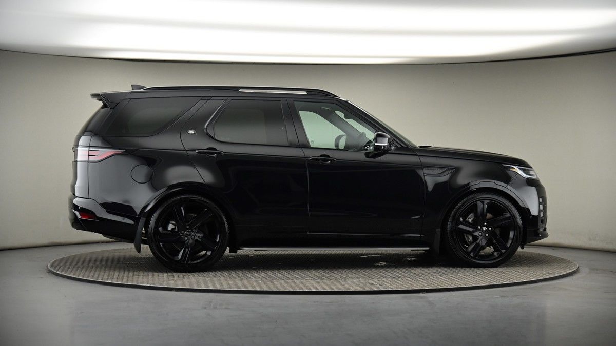 More views of Land Rover Discovery