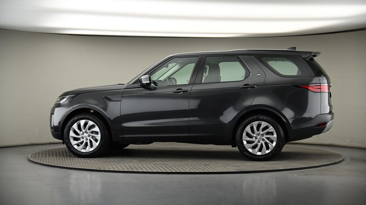 More views of Land Rover Discovery
