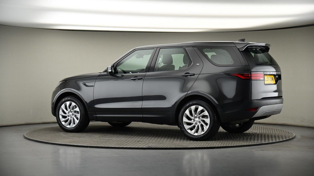 More views of Land Rover Discovery