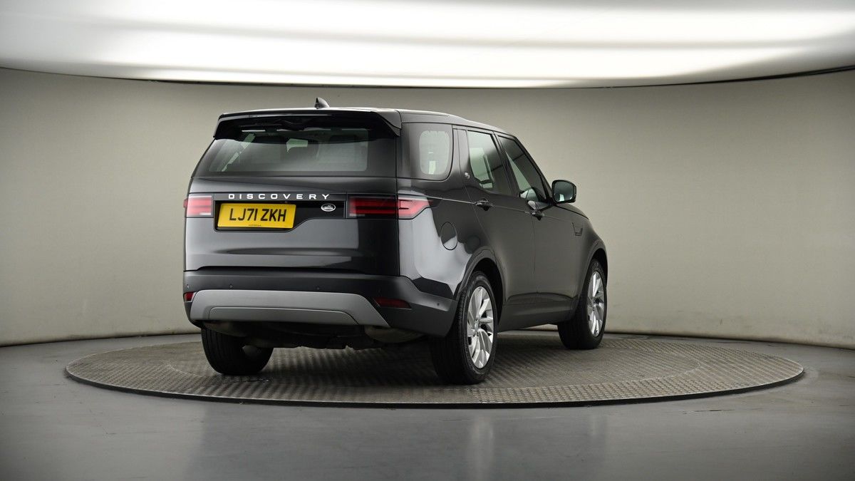 More views of Land Rover Discovery