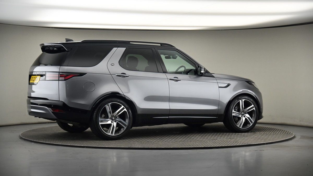More views of Land Rover Discovery